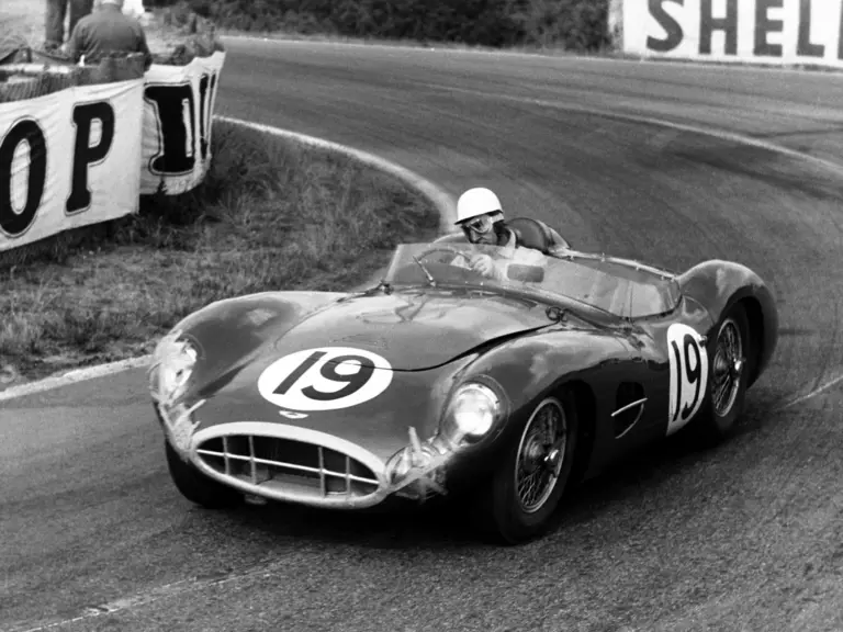 1957 Le Mans 24 hours.
Le Mans, France. 22-23 June 1957.
Roy Salvadori/Les Leston, (Aston Martin DBR1), retired.
World Copyright: LAT Photographic
Ref: Motor 7440I/31