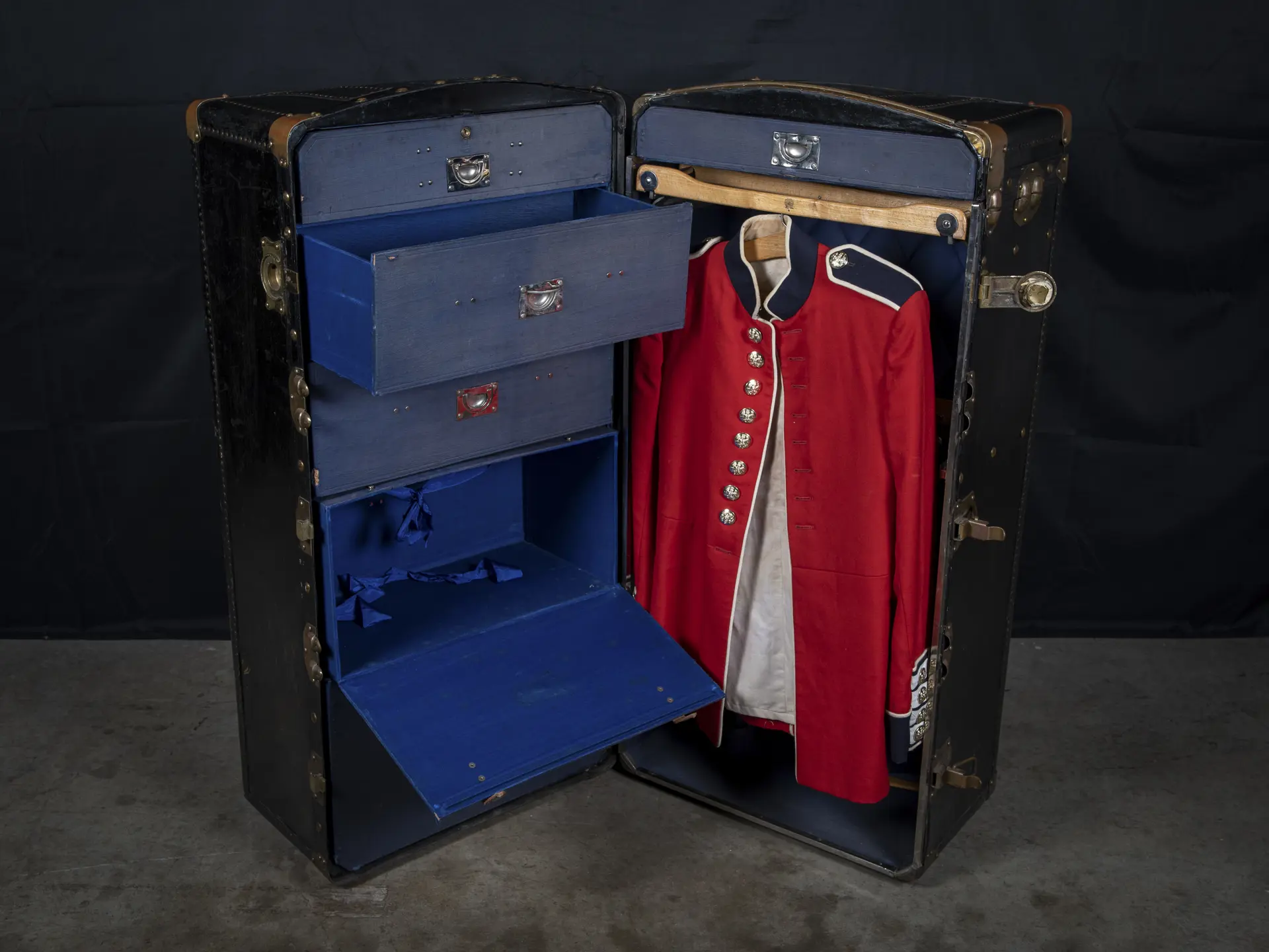 Travel Trunk Rococo Vintage Standing Travel Trunk | Open Roads, December 2021 | RM Sotheby's