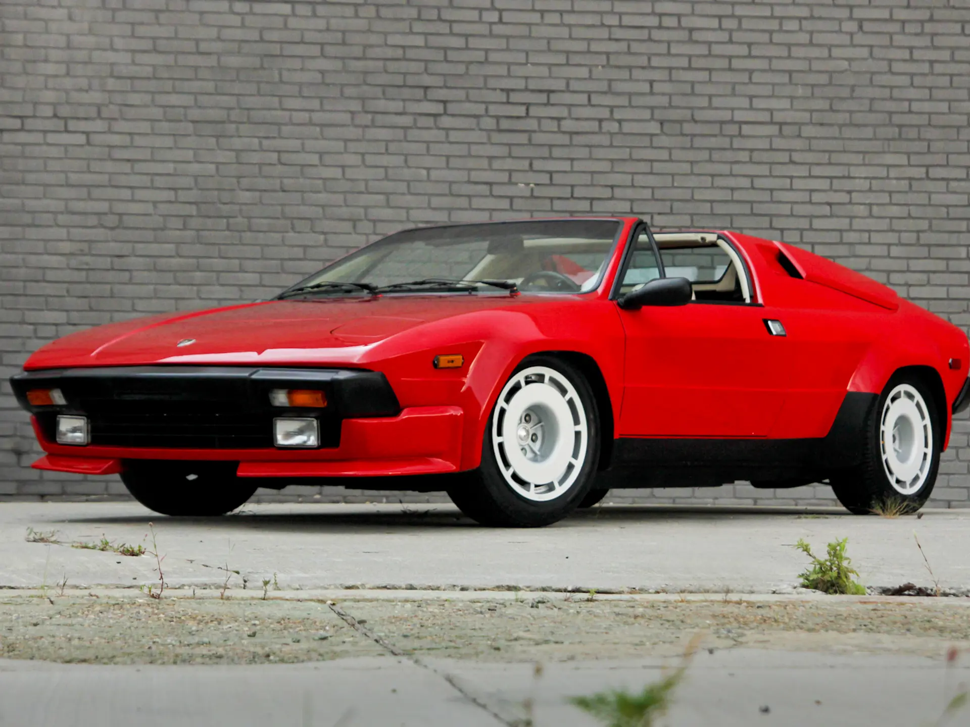 1984 Lamborghini Jalpa P350 by Bertone | Auburn Fall 2014 | RM