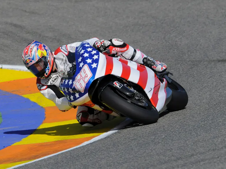 MOTORSPORT - MOTOGP 2009 - VALENCIA TESTING - SPAIN - 27/10/2008 - PHOTO: STUDIO MILAGRO / DPPI - N°69 - NICKY HAYDEN (USA) - DUCATI DESMOSEDICI GP9 - DUCATI MARLBORO TEAM - ACTION