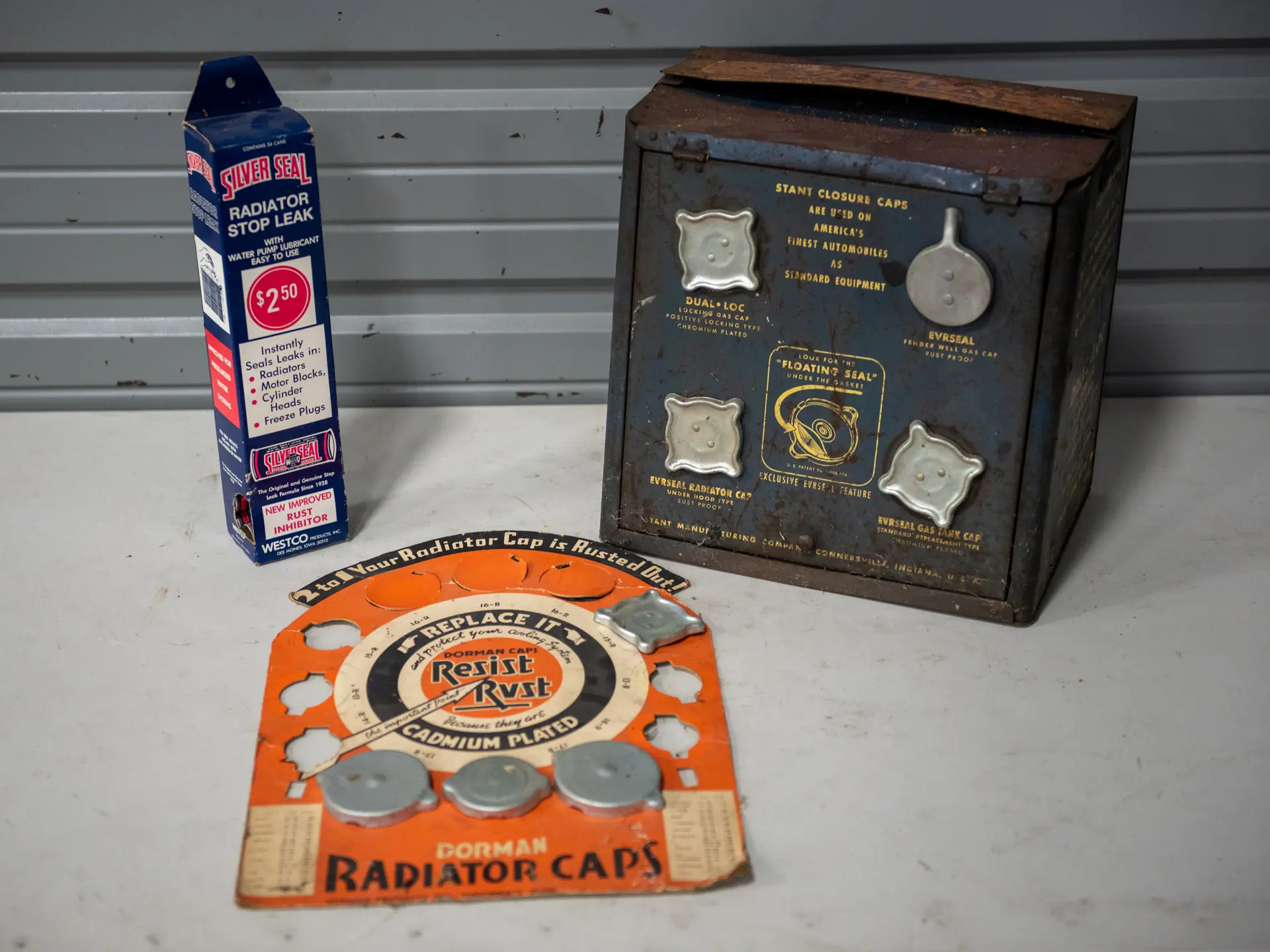 Radiator Cap Displays | Auburn Fall 2021 | RM Sotheby's