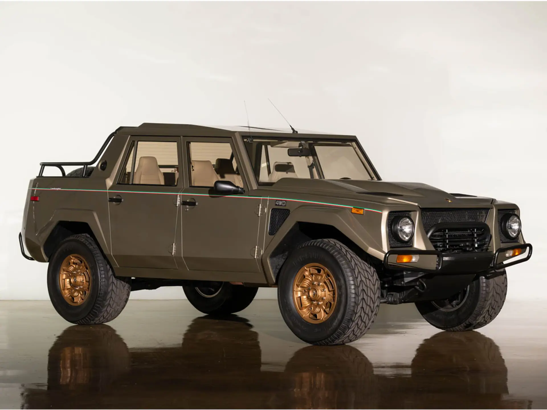 1989 Lamborghini LM002 | Monterey 2024 | RM Sotheby's