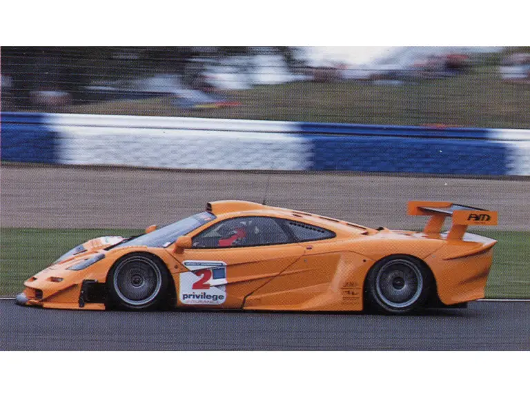 Chassis 27R as seen at the 1999 British GT race at Silverstone.