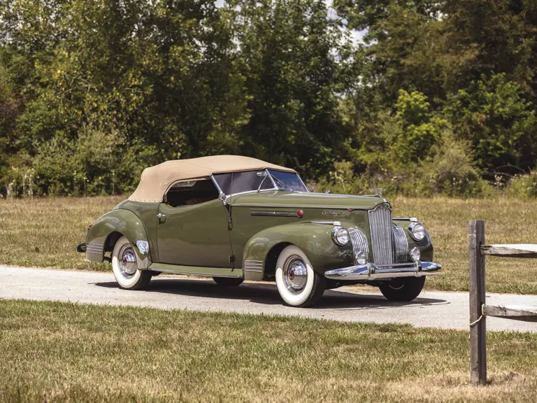 1941 Packard Darrin | RM Sotheby's | Photo: Teddy Pieper - @vconceptsllc