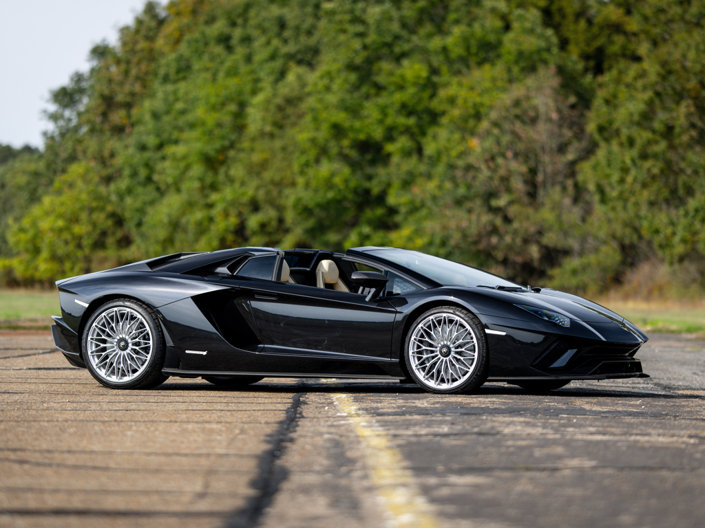 2018 Lamborghini Aventador S LP...