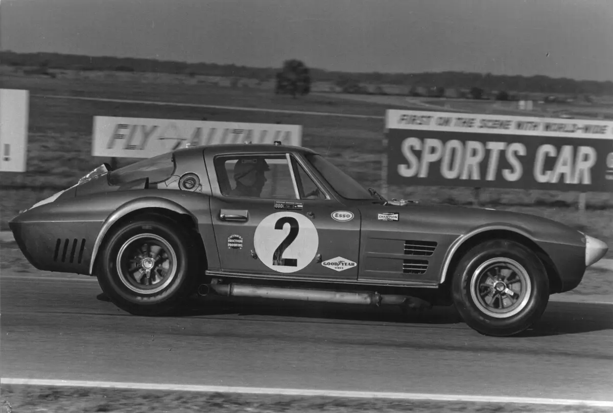 Chassis 003 driven by AJ Foyt and John Cannon at the 1964 Sebring 12 Hours.