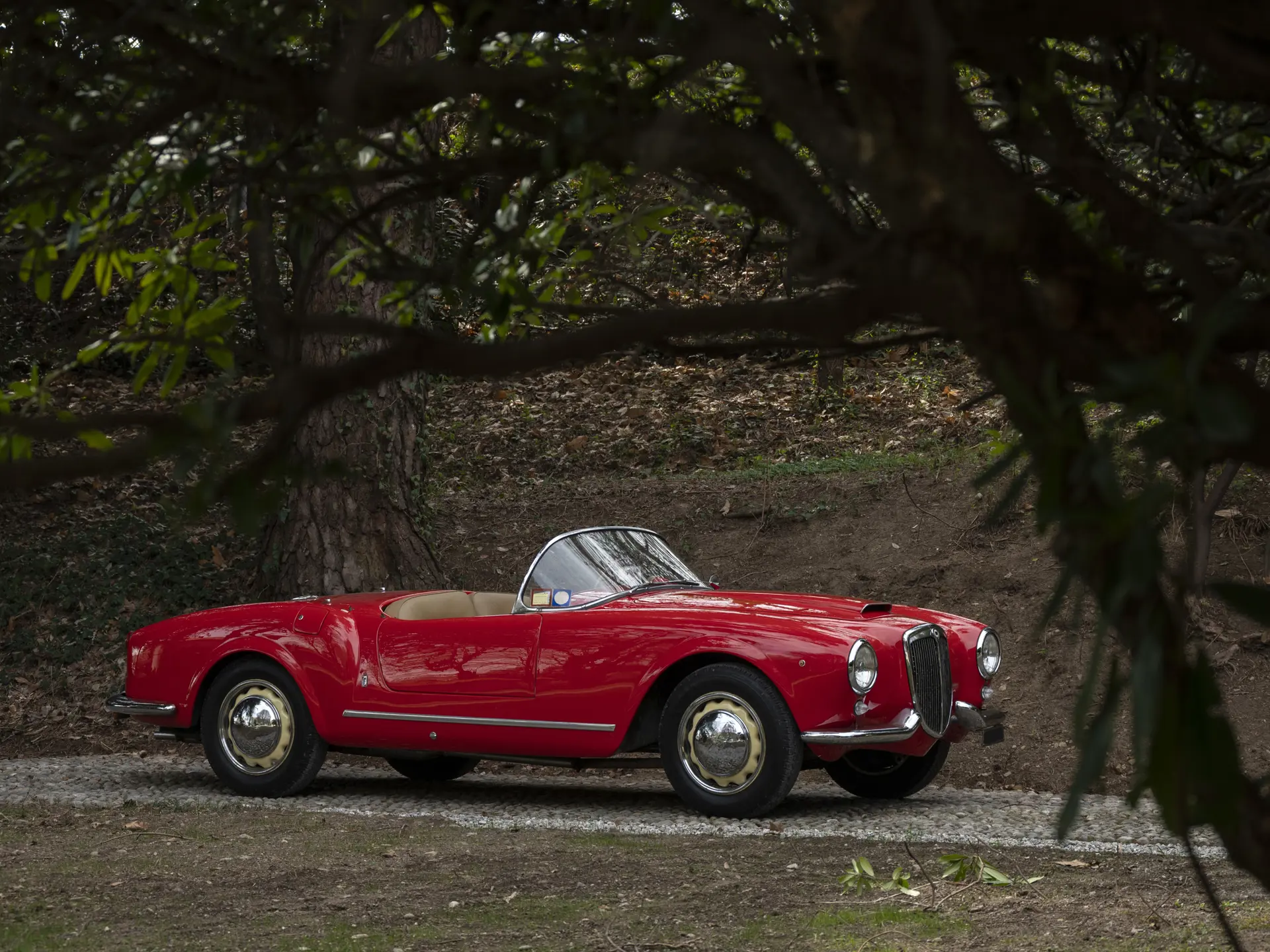 002 Lancia Aurelia B 24 1954 赤 Cars In the Middle - Lancia Aurelia B24 Spider