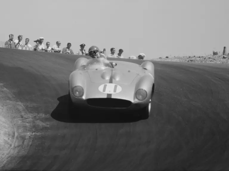 Richie Ginther behind the wheel of chassis no. 0680 MDTR traversing the famous corkscrew at Laguna Seca in the SCCA Regional, June 1958. 