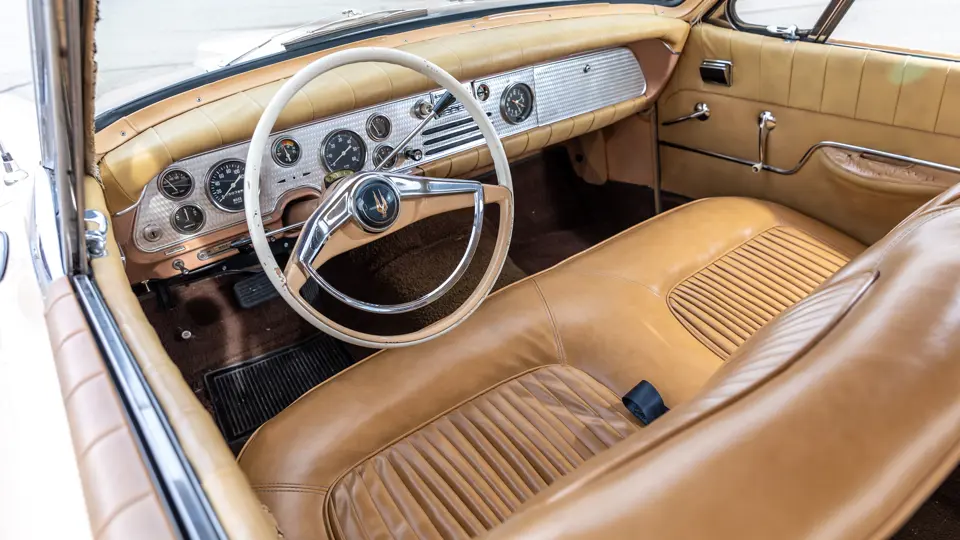 1958 Packard Hawk | Photo: Teddy Pieper - @vconceptsllc