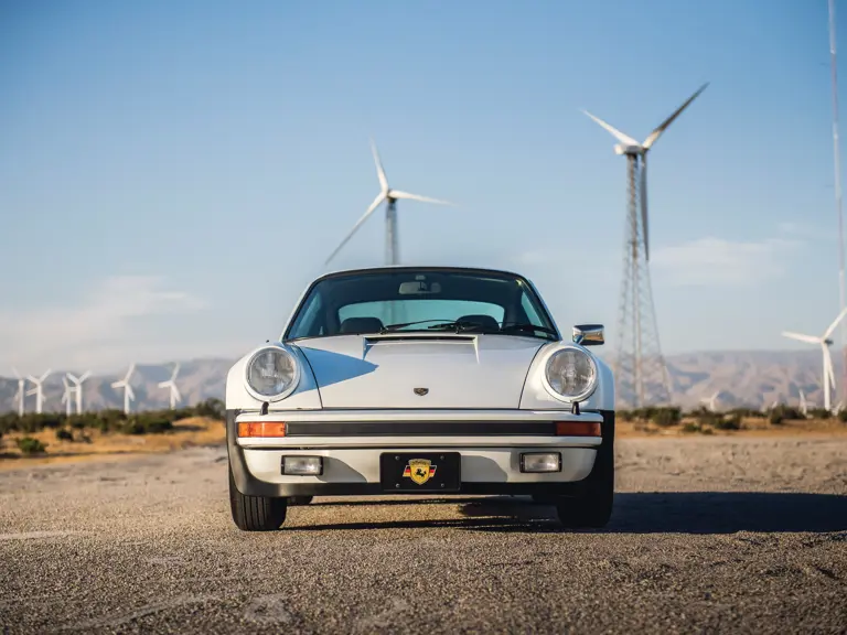 1975 Porsche 911 390 Turbo

Photo: James Lipman