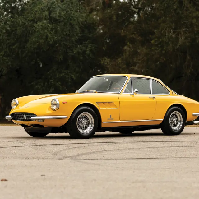 ミニカー ART MODEL Ferrari 330 GTC Yellow 0be37fd4720fc30d6e57c1fbea3570
