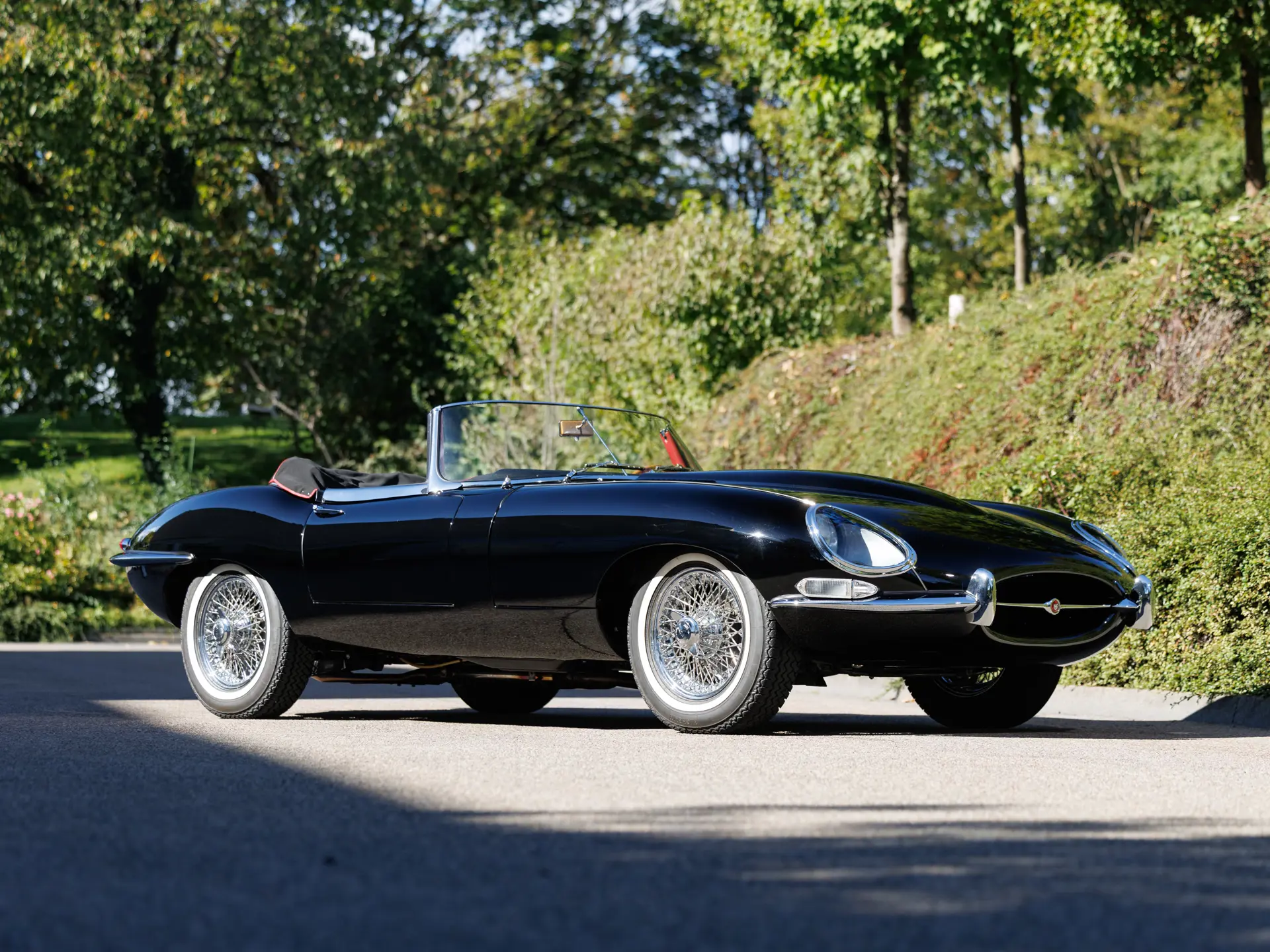 1962 Jaguar E-Type Series 1 3.8-Litre