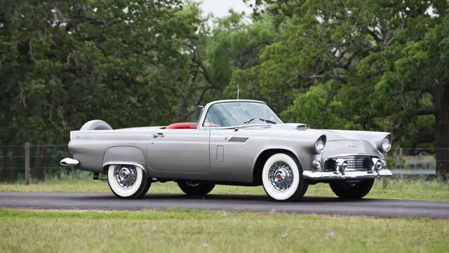 自動車 1956 Thunderbird Convertible 1956 Ford Thunderbird | Classic Auto Mall