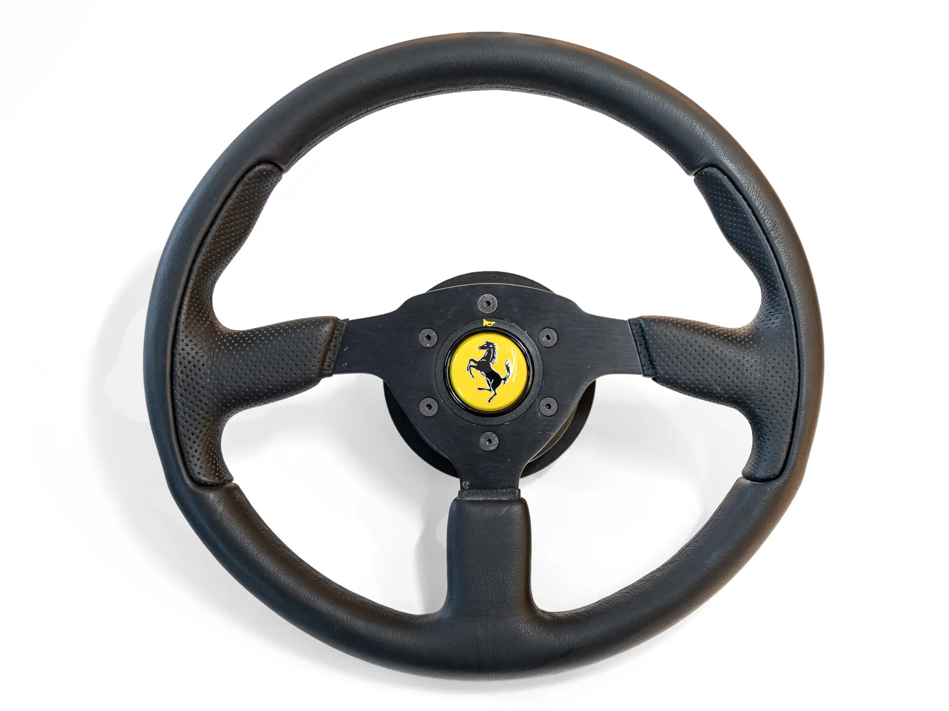 MOMO Steering Wheel with Hub (for Ferrari F50) | Paris 2023