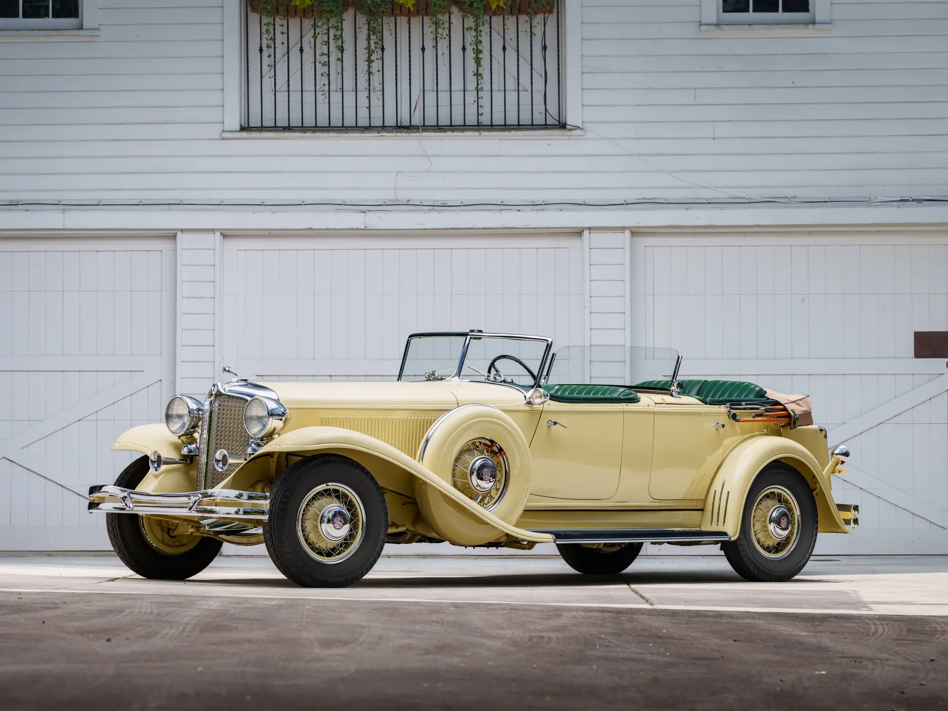 Chrysler Imperial Phaeton 1/24スケール Chrysler Iperial Phaeton.Kit Italeri 1/24 scale - Model