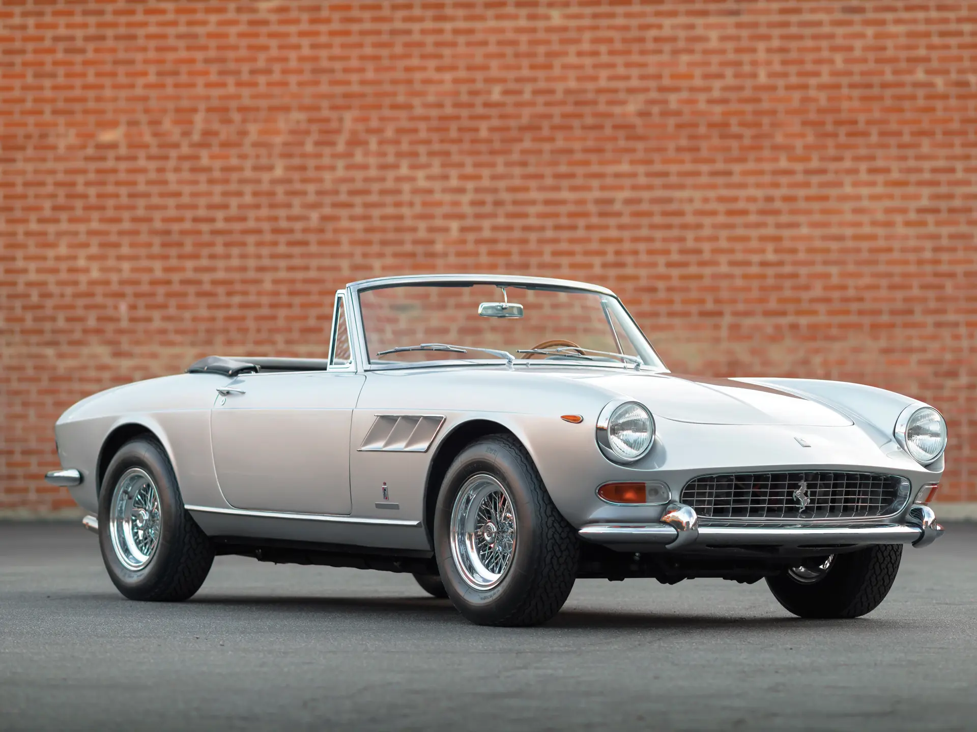 1965 Ferrari 275 GTS by Pininfarina | Arizona 2016 | RM Sotheby's