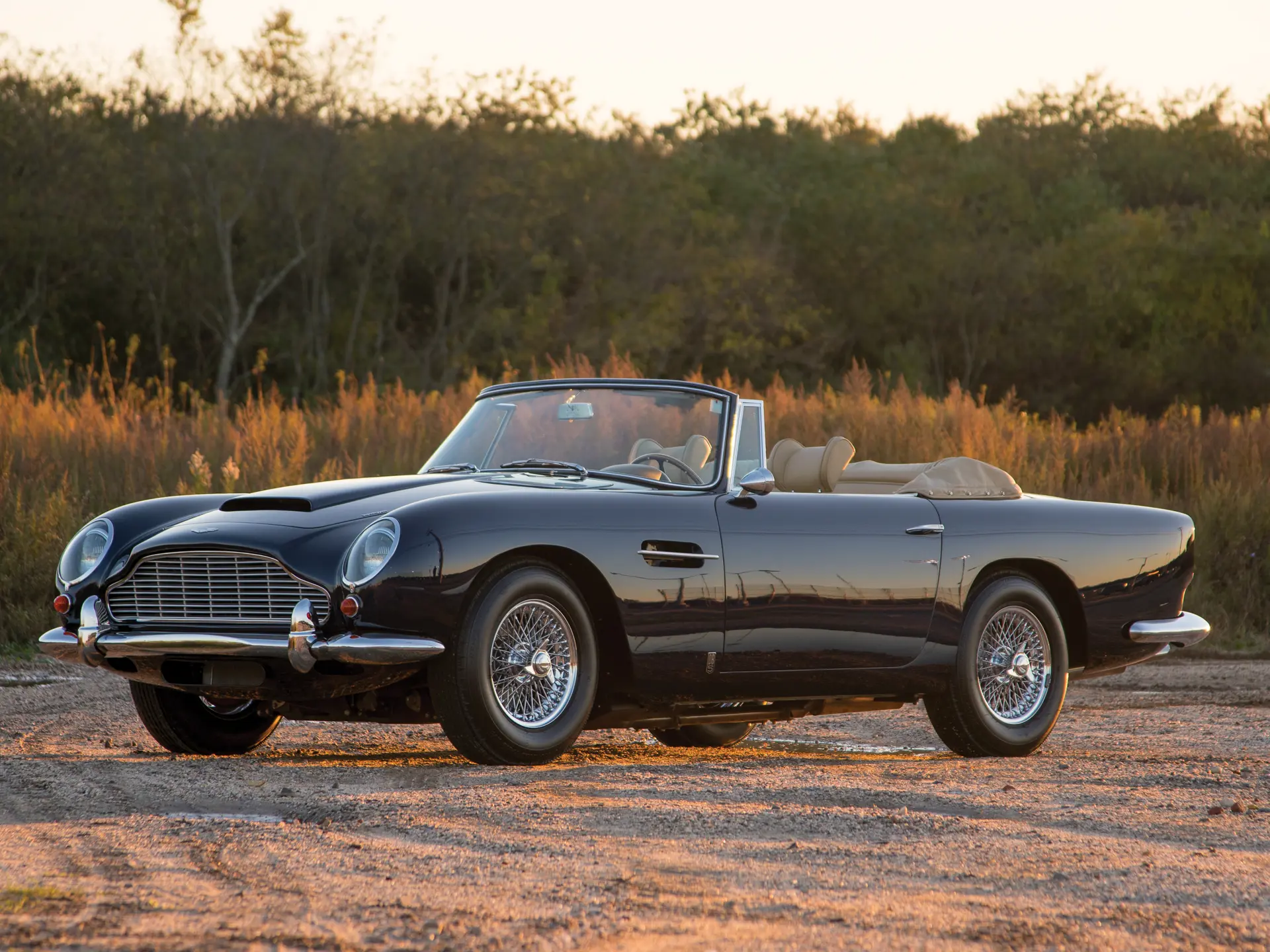 1965 Aston Martin DB5 Convertible | New York - ICONS 2017 1965 Aston Martin DB5 Convertible | New York - ICONS 2017
