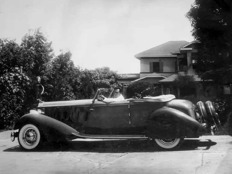 Judge LaCosta with his new Packard in 1934, showing its one-off fenders.