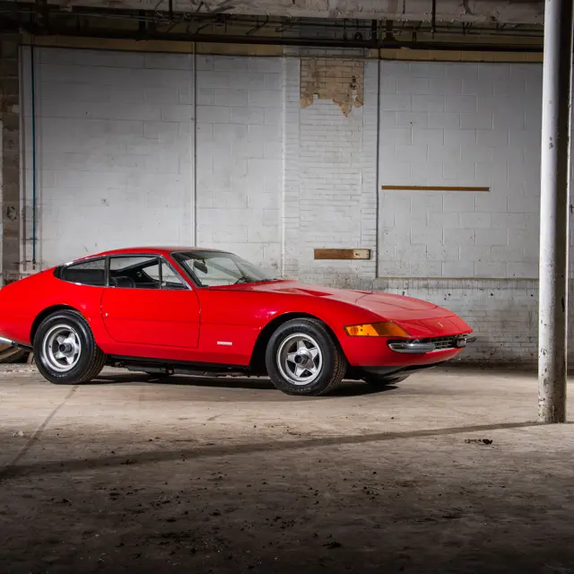 BBRモデル FERRARI 365 GTB4 Daytona 145557b6a395d70836c6af9206c3be