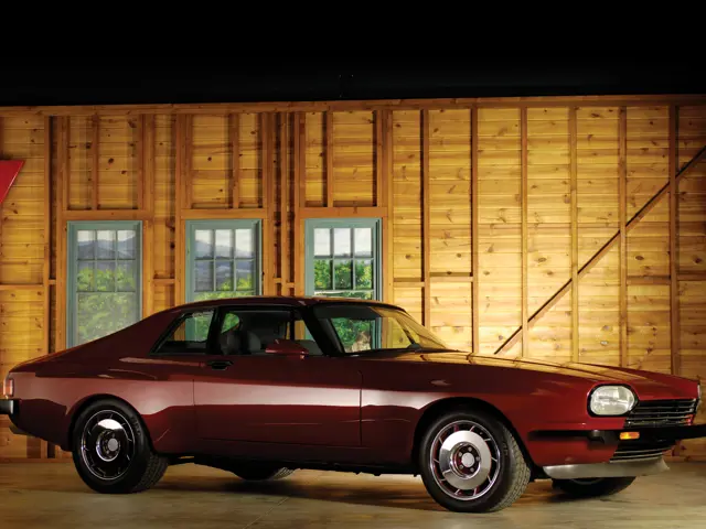 1976 Jaguar XJS Custom | Joe's Garage - The MacPherson