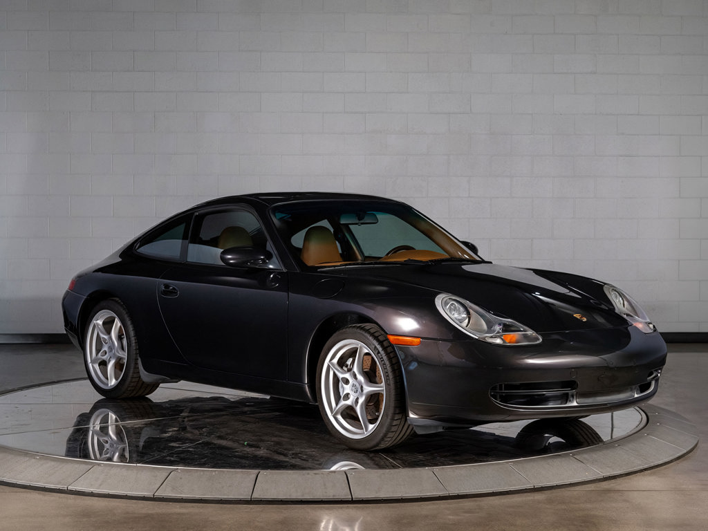 2000 Porsche 911 Carrera 4 Milleni...