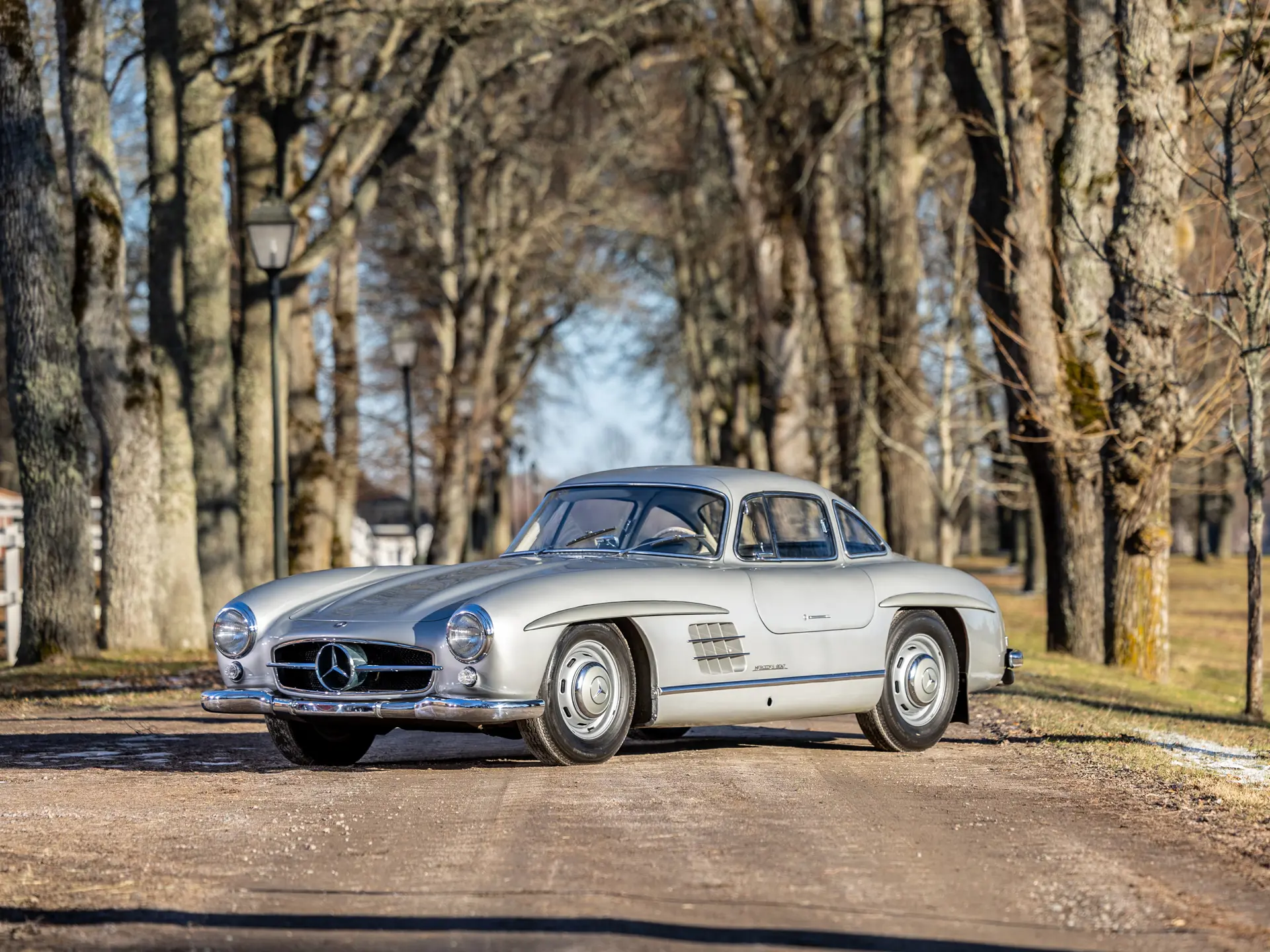 1955 Mercedes-Benz 300 SL Gullwing | Villa Erba 2023 | RM