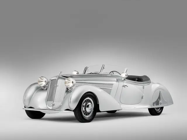 Western Model (英国）　HORCH　853A　Manuela The Elegance of Speed: Photos of the 1937 Horch 853 'Manuela