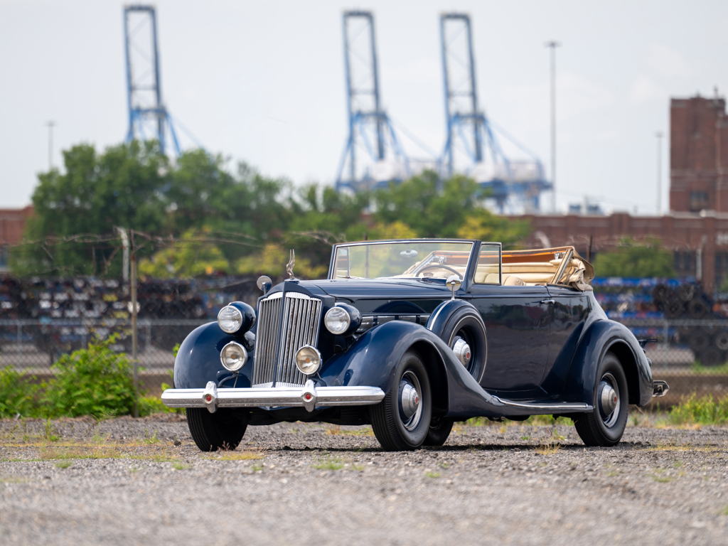 1937 Packard 1501 Super Eight Con...