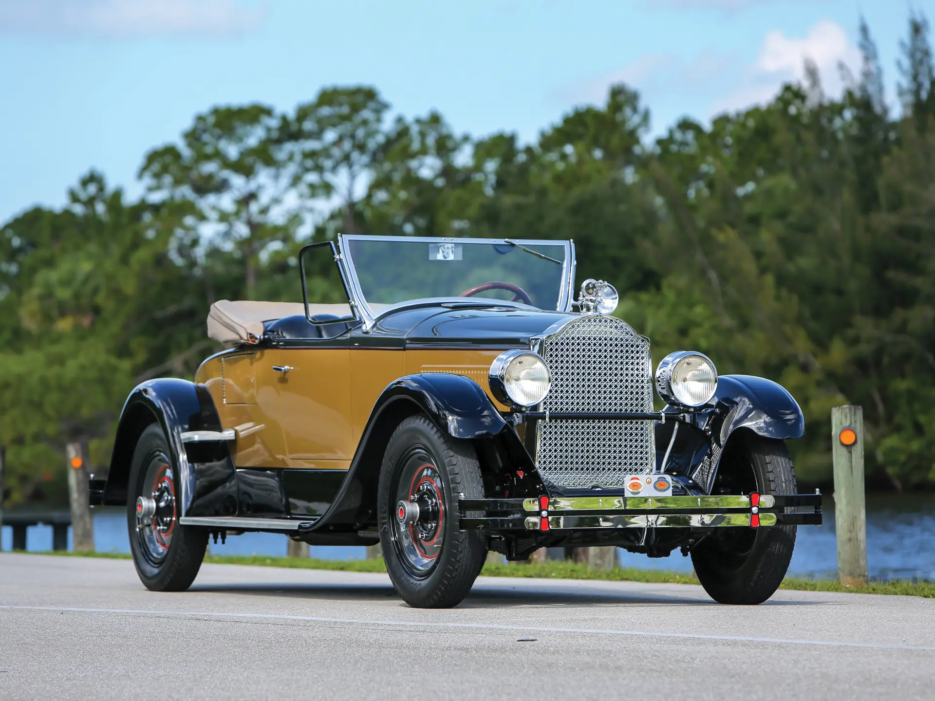 デグナー If These Cars Could Talk: 1927 Duesenberg Model X Sedan | Auburn