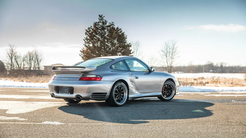 2002 Porsche 911 Turbo Coupe | Photo: Teddy Pieper @vconceptsllc