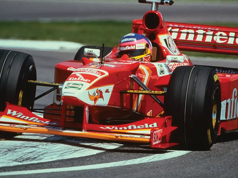 Chassis FW20-03 enjoyed its best result in the 1998 San Marino Grand Prix. Villeneuve landed 6th on the grid before climbing two places to score 4th.