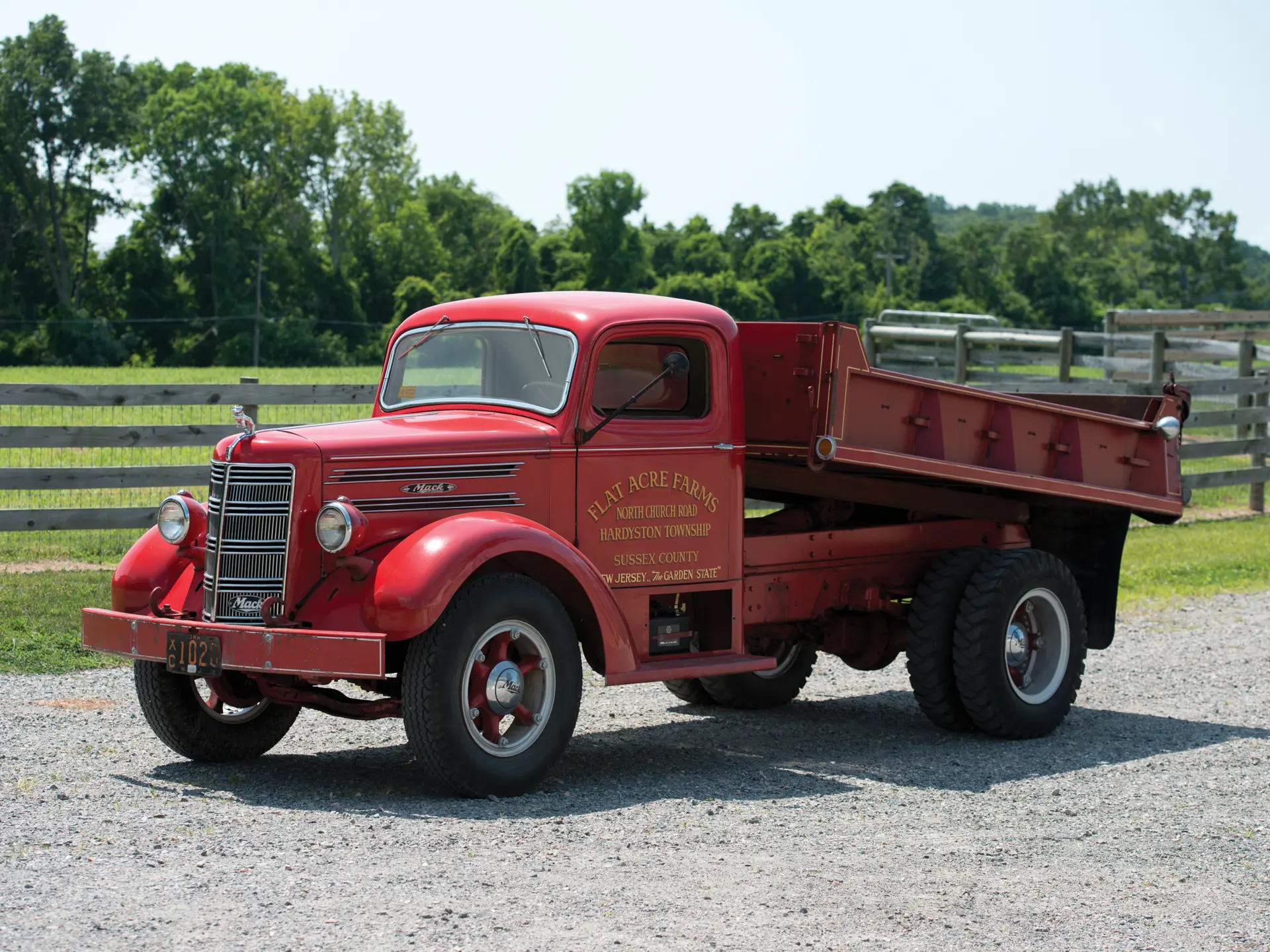 1948 Mack EFX Dump Truck | Hershey 2014 | RM Sotheby's