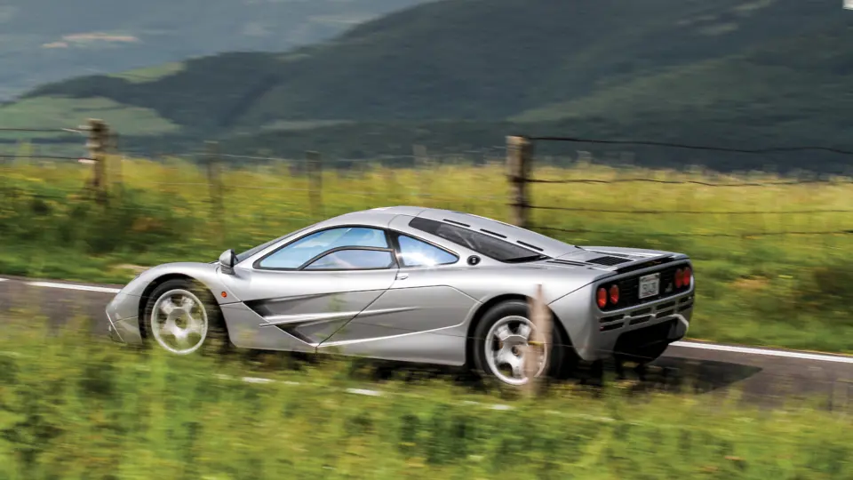 Chassis no. 062 as seen on the 2012 McLaren F1 Owner's Tour in Italy. Chassis no. 062 as seen on the 2012 McLaren F1 Owner's Tour in Italy.