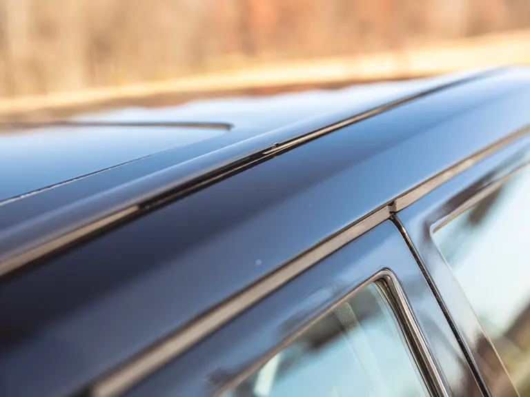 1993 Mercedes Benz 190 E Sportline | Photo: Teddy Pieper | @vconceptsllc