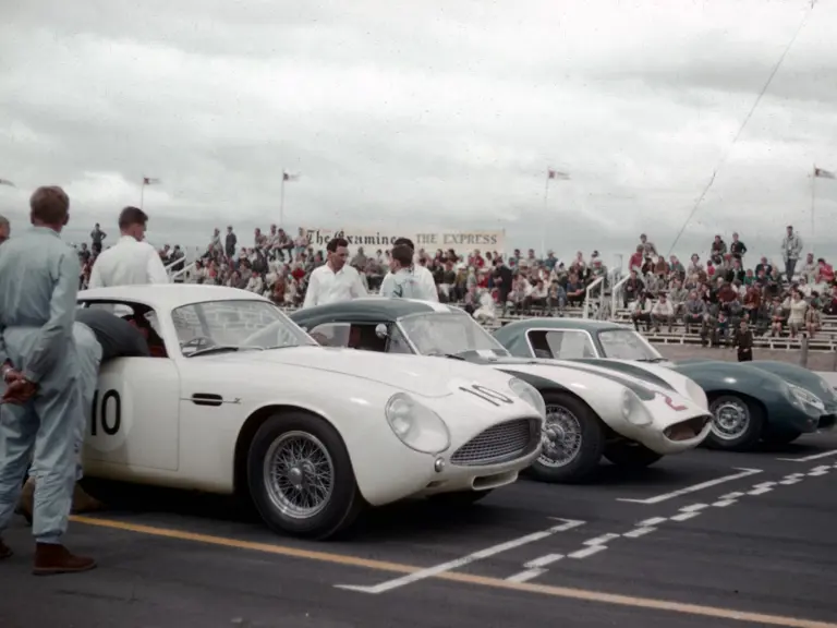Chassis 0186/R, race #10, driven by Doug Whiteford at Longford in March 1962.