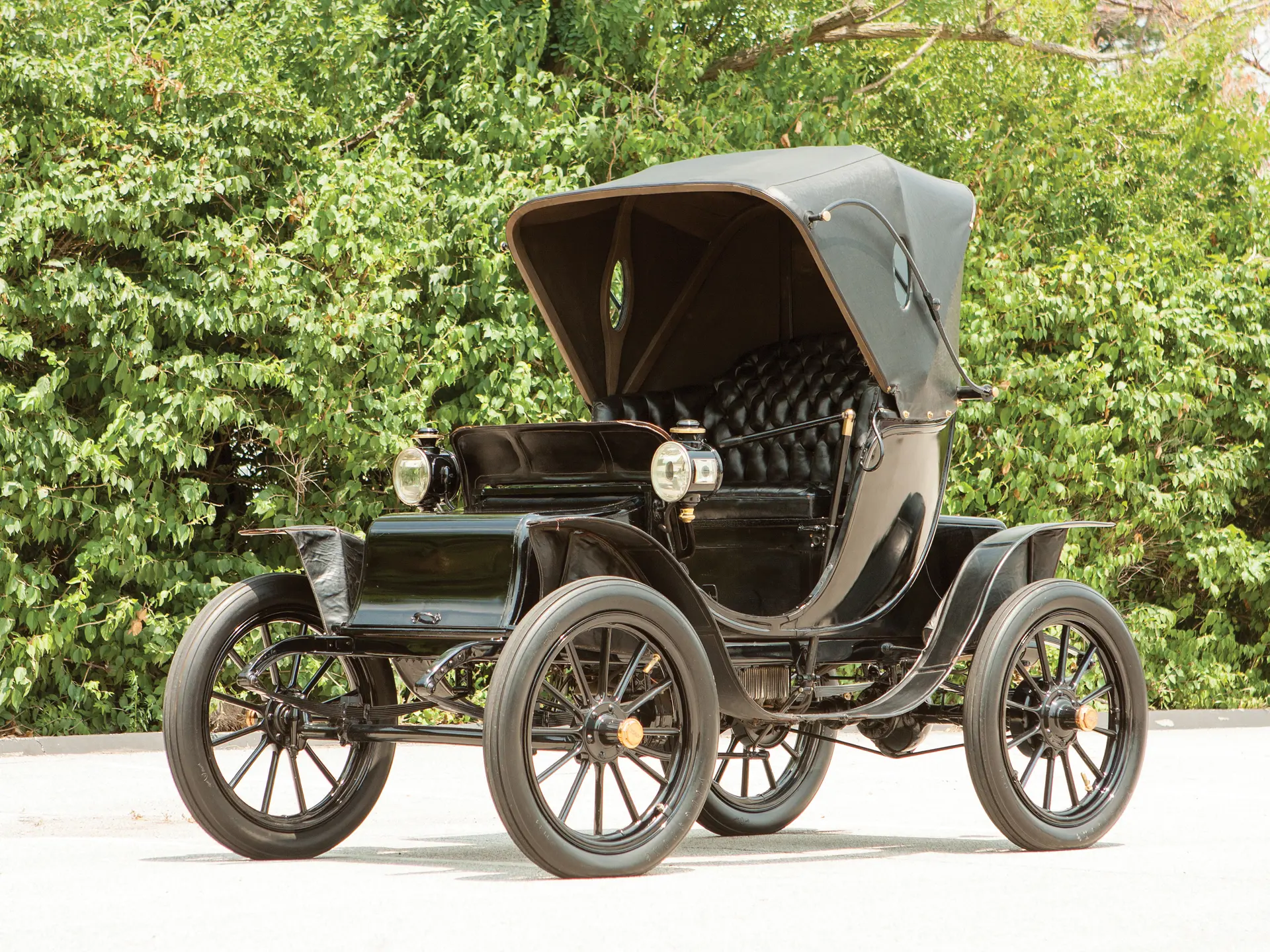 1908 Baker Electric Model V Victoria Hershey 2014 RM Sotheby s