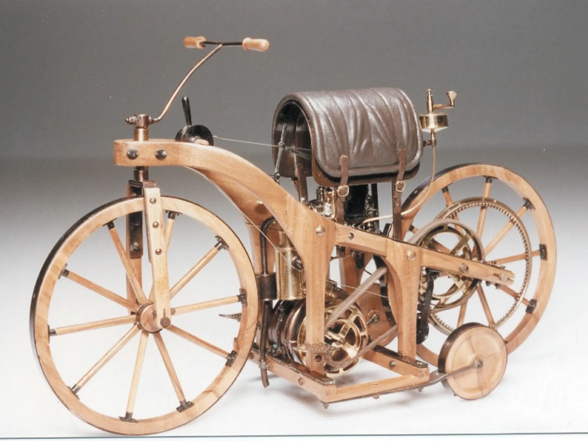 M–M Studio (Russia) – The 1885 Daimler Motorrad | Vintage Motor Cars At ...