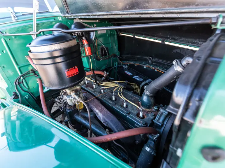 1938 Oldsmobile | Photo: Teddy Pieper | @vconceptsllc