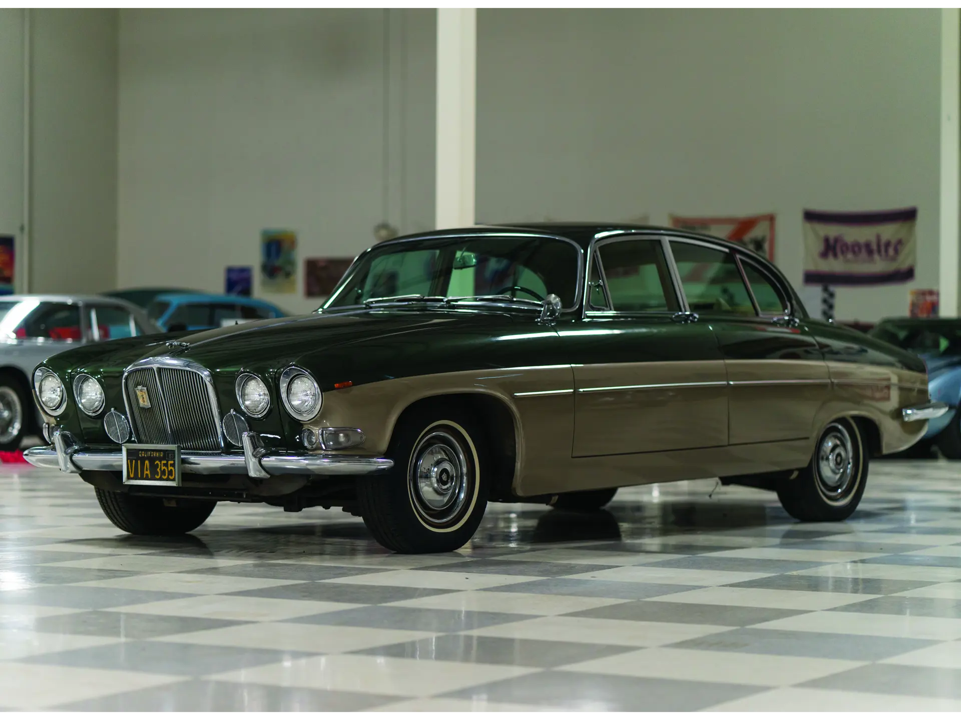 Jaguar 420 Saloon
