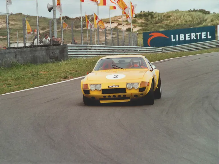 Chassis 16935 racing at Zandvoort in 2000.