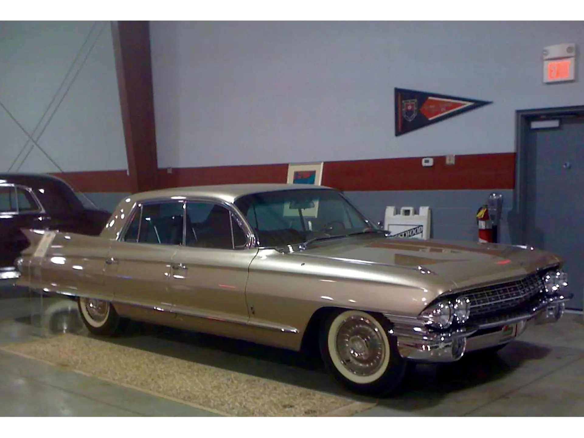 キャデラックス 22ec09e6d3d36db8534dbb9a151cfa