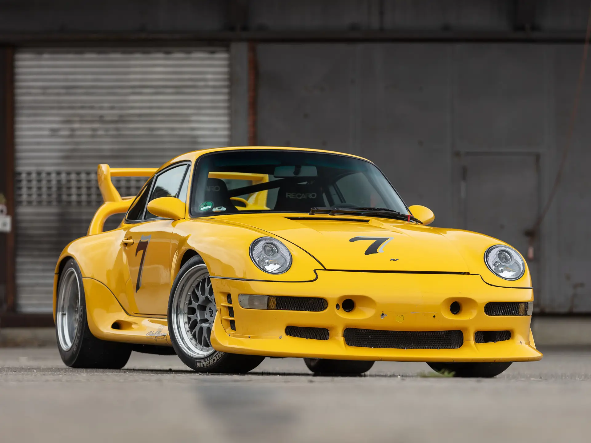 RUF CTR 2 1997 イエローミニカー 、2台Set1/43スパーク 1997 RUF CTR2 Sport | The European Sale featuring the Petitjean