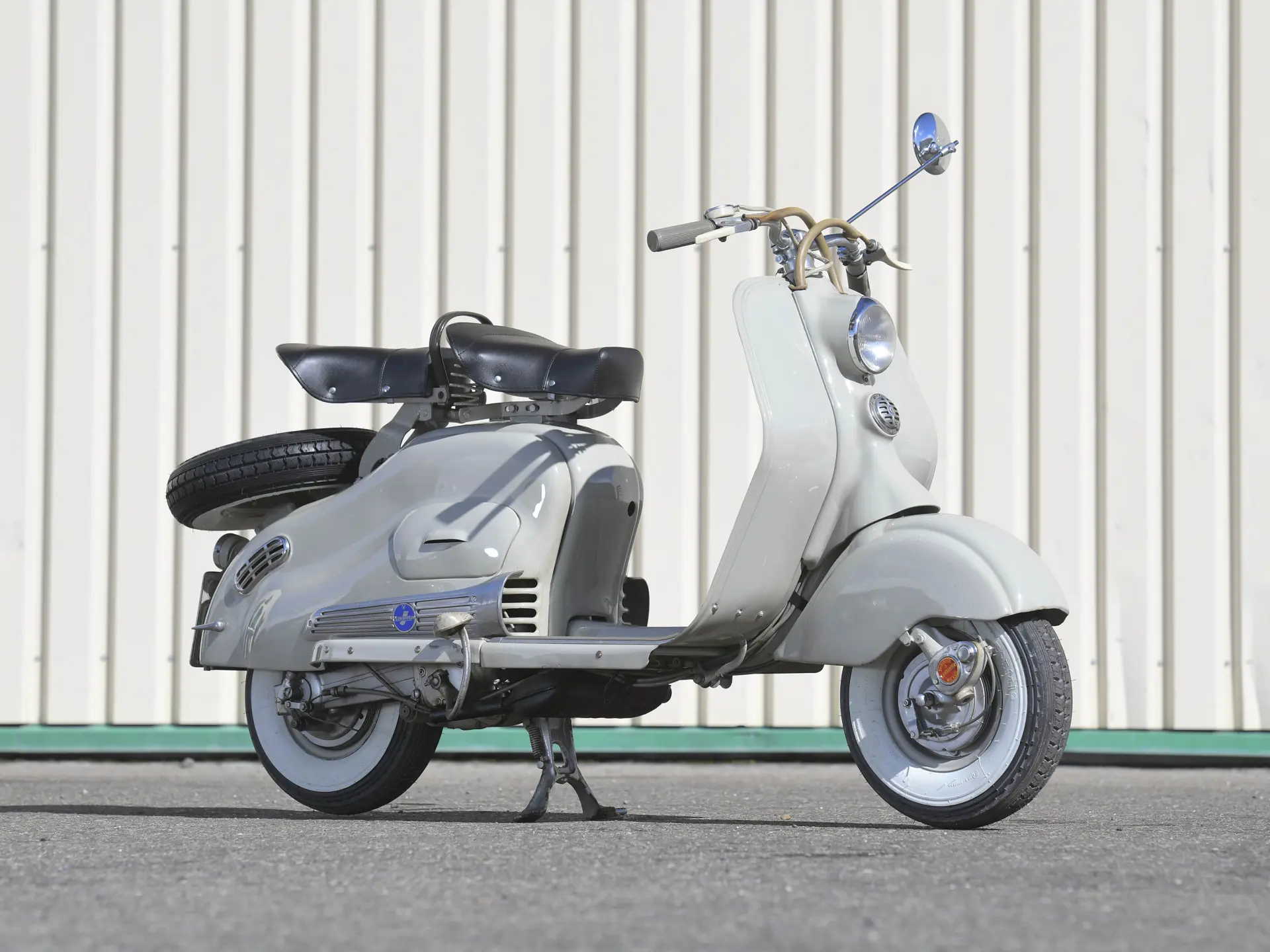 1954 Lambretta 125 LD | St. Moritz 2023 | RM Sotheby's