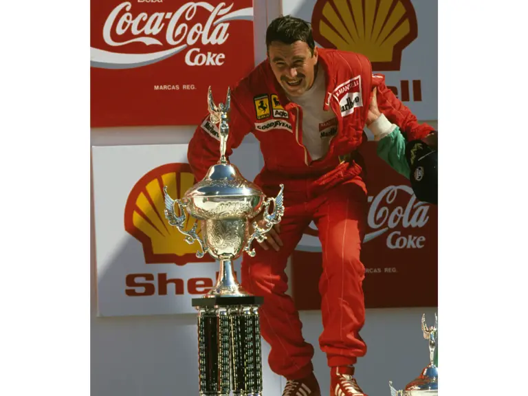 Brazilian GP Jacarepagua Autodromo, Rio de Janeiro Brazil 1989
Podium Nigel Mansell Ferrari 640 wins the race
© Formula One Pictures / Picture by John Townsend. Office tele (+36)26 322 826 Hungarian mobile (+36) 70 776 9682. UK Mobile +44 7747 862606 www.f1pictures.com.
Vat Number 221 9053 92
 
