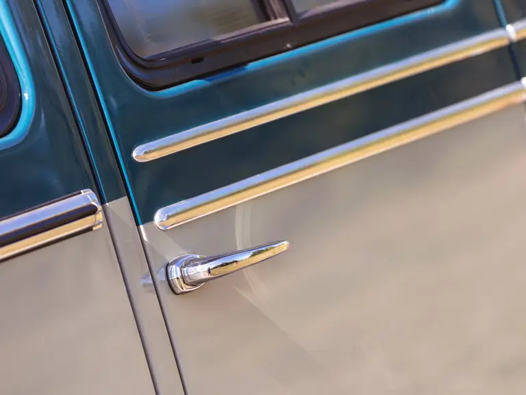 1959 Mercedes-Benz O 319 Van | RM Sotheby's | Photo: Teddy Pieper - @vconceptsllc