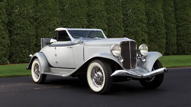 1933 Auburn 8-105 Salon Retractable Hardtop Cabriolet