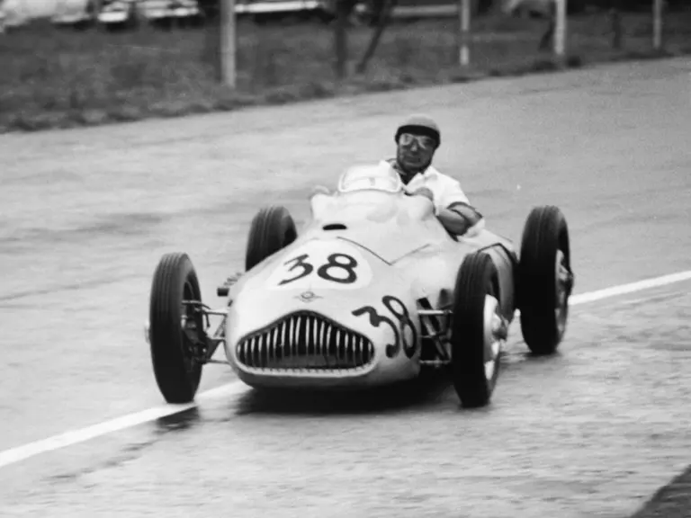 Arthur Legat behind the wheel of his Veritas Meteor at the 1952 Belgian Grand Prix, where he finished in 13th place.