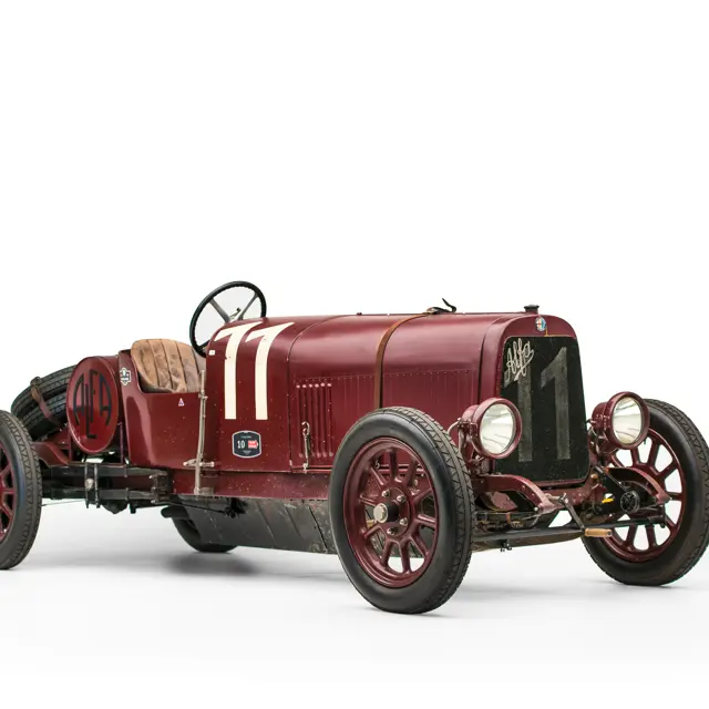 2230【本・雑誌】アルファロメオ　All cars from 1910 Alfa Romeo From 1910 to 2010: Tabucchi, Maurizio