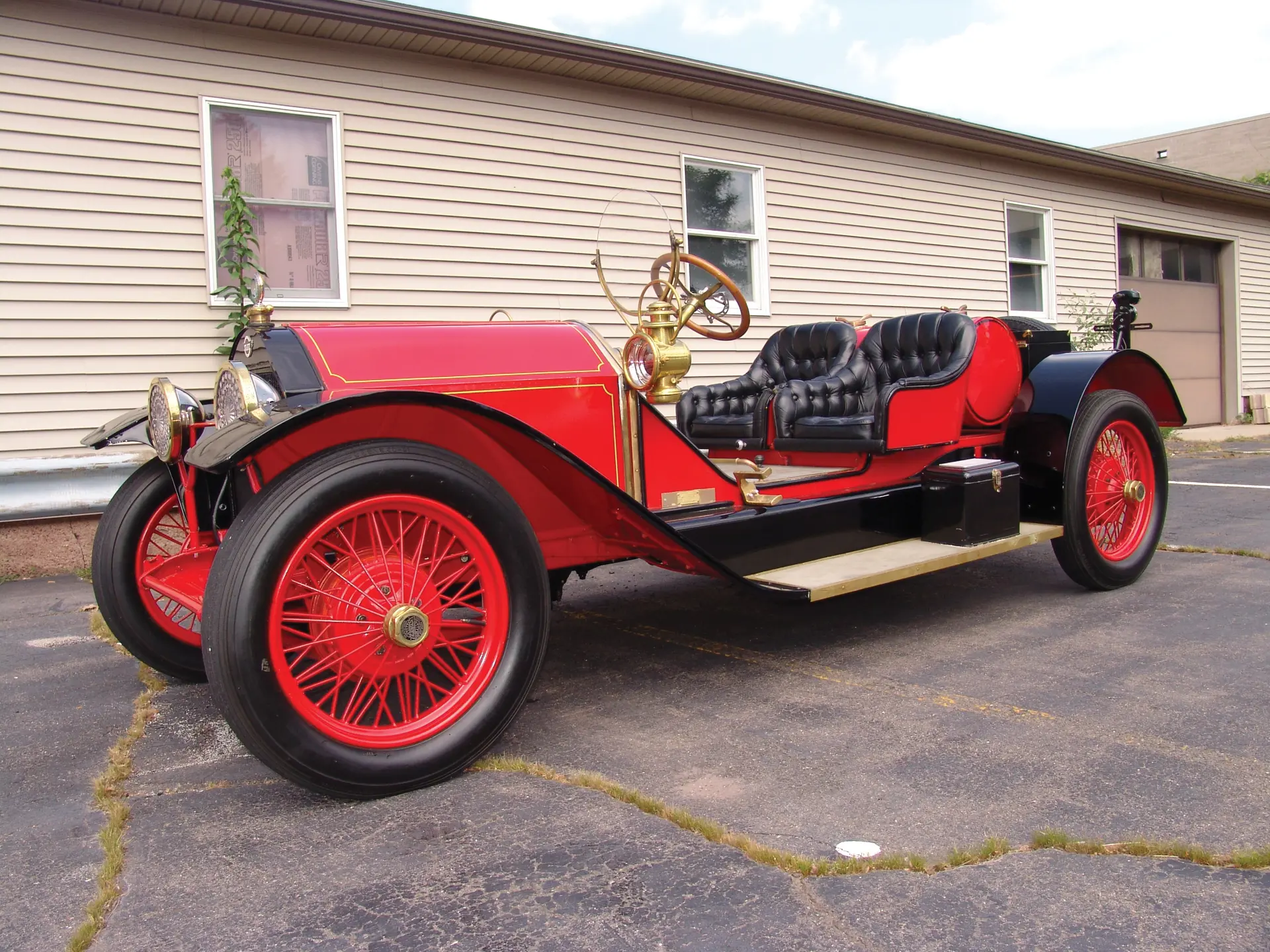 1915 Stutz Bearcat Replica | Vintage Motor Cars of Meadow