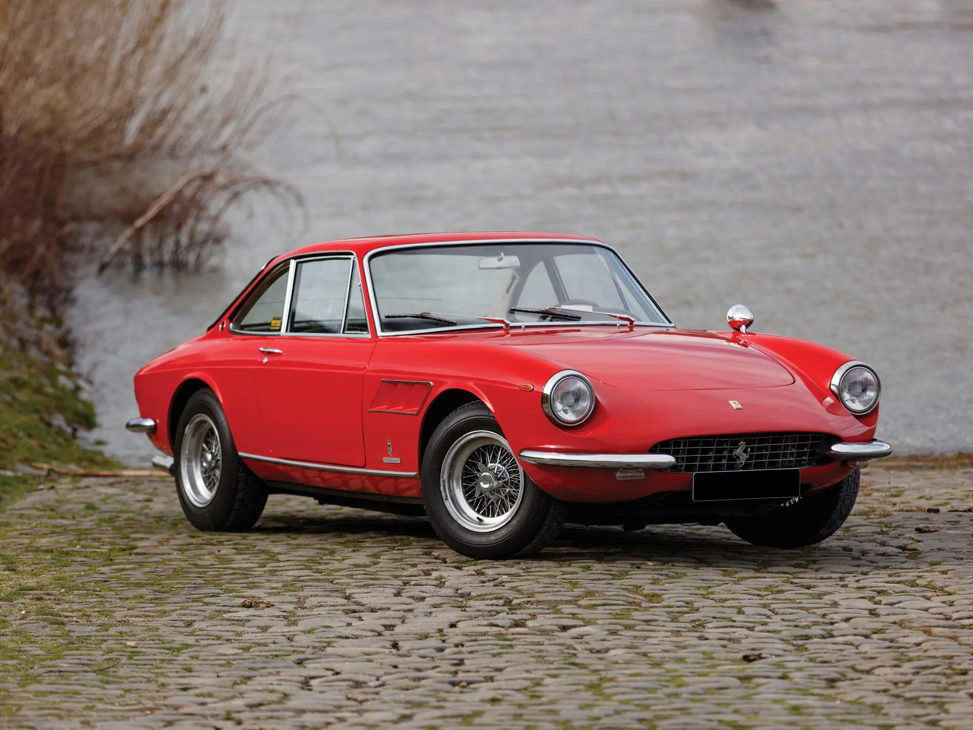 BEST MODEL BES9734 - Ferrari 330 GTC Pininfarina orange métallisé 1966 1/43